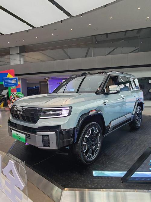 佛山顺德区展信同企业管理咨询比亚迪方程豹硬派越野的爆款，英菲尼迪35周年与你共成长